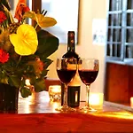 B&B Maddens Bridge Bar & 4*