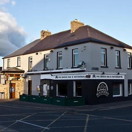 Maddens Bridge Bar &