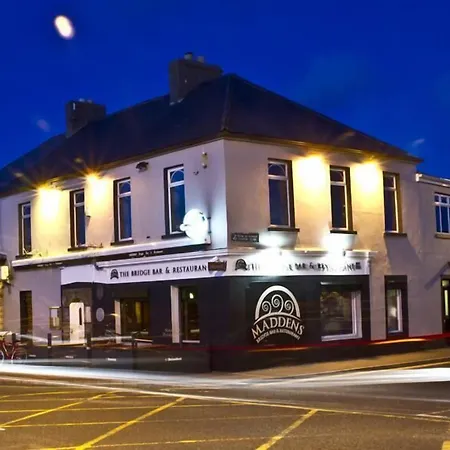 Maddens Bridge Bar & 住宿加早餐酒店 4*