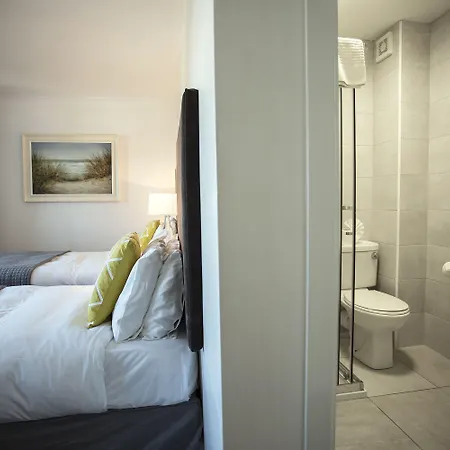 Maddens Bridge Bar & Bed & Breakfast 4*