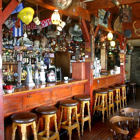 Maddens Bridge Bar & 4* Bundoran