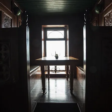 Maddens Bridge Bar & 4* Bundoran