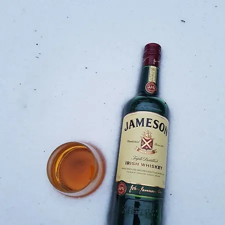 Maddens Bridge Bar & Bundoran