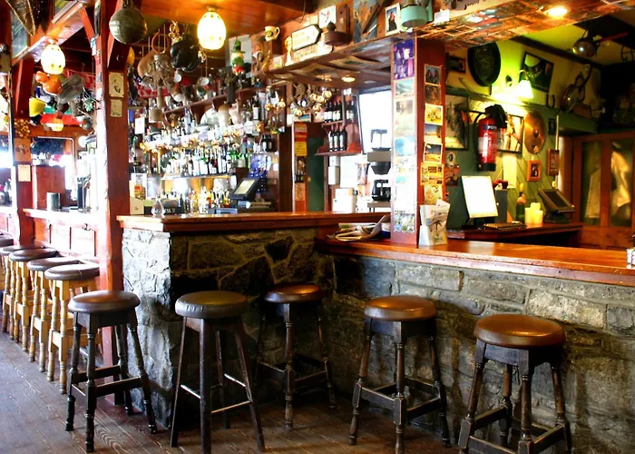 Maddens Bridge Bar & バンドラン