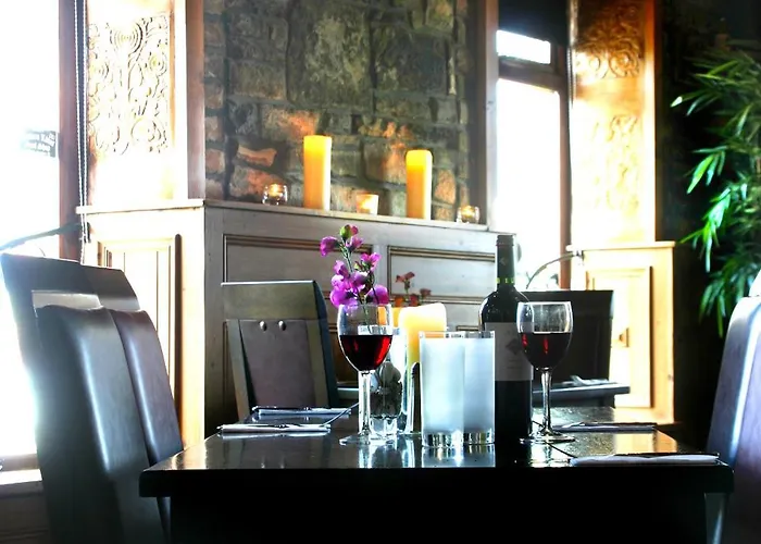 ベッド・アンド・ブレックファスト Maddens Bridge Bar & バンドラン