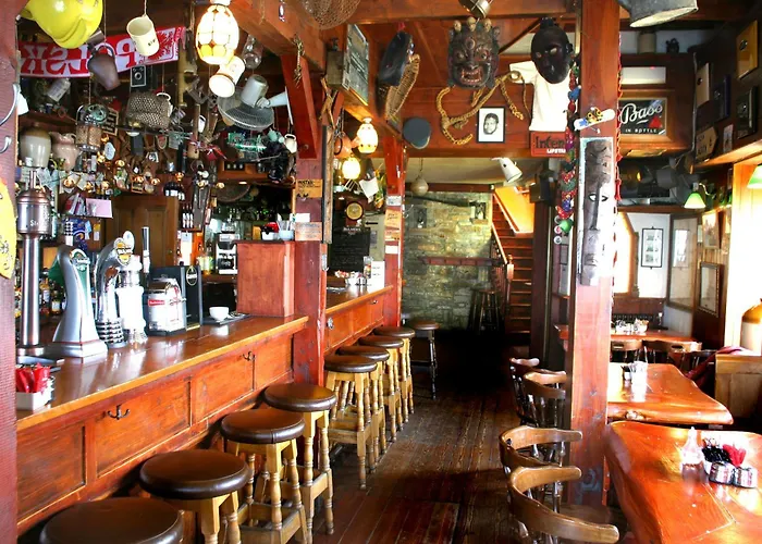 Maddens Bridge Bar &
