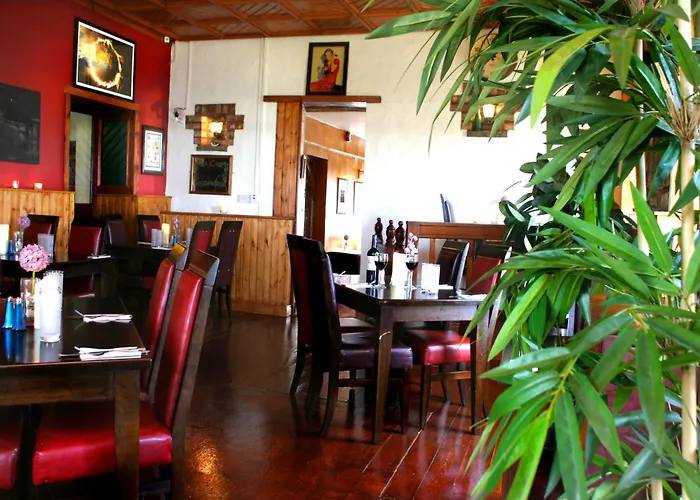 Oda ve Kahvaltı Maddens Bridge Bar & 4*