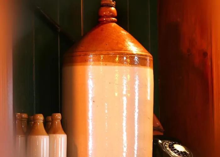 ベッド・アンド・ブレックファスト Maddens Bridge Bar & 4*