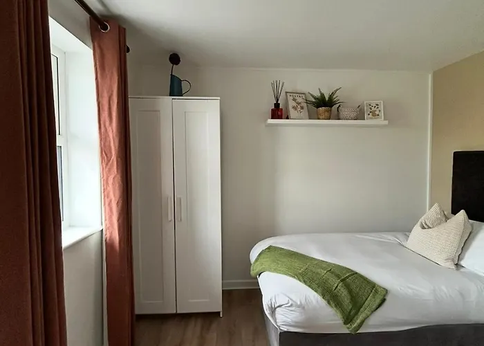 Maddens Bridge Bar & ベッド・アンド・ブレックファスト