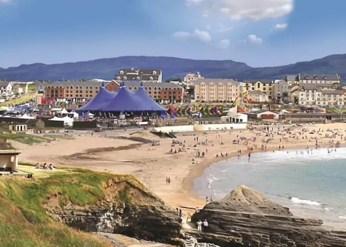 ベッド・アンド・ブレックファスト Maddens Bridge Bar &