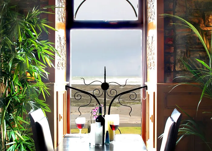 ベッド・アンド・ブレックファスト Maddens Bridge Bar &