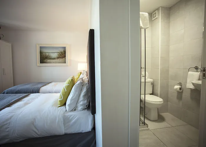 Maddens Bridge Bar & ベッド・アンド・ブレックファスト 4*