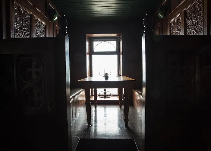 Maddens Bridge Bar & 4* バンドラン