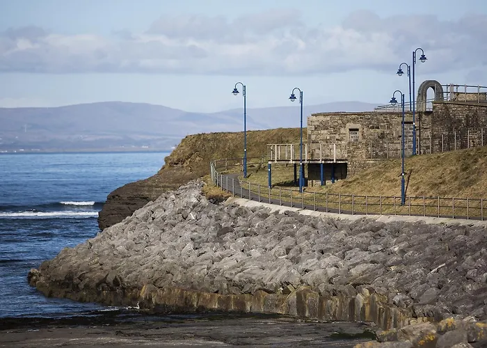Oda ve Kahvaltı Maddens Bridge Bar & Bundoran