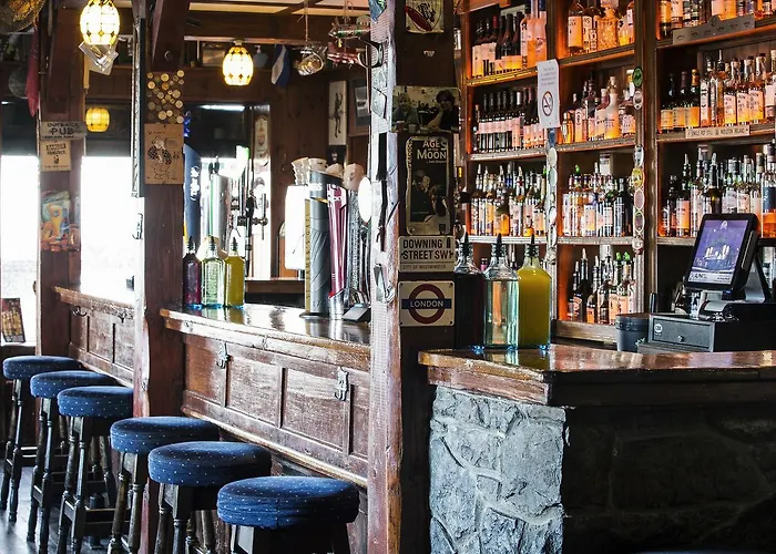 Maddens Bridge Bar & バンドラン